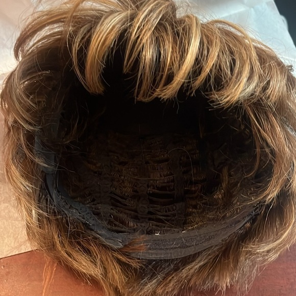 Paula Young Blonde Curly Layered Wig Full Cap - Picture 7 of 7